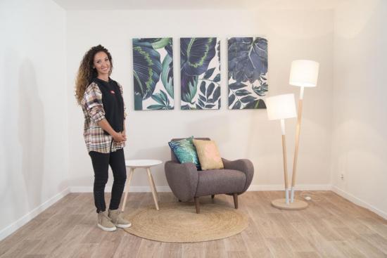 Наклеивать обои так просто, благодаря Quelyd! Теперь попробуйте вы!