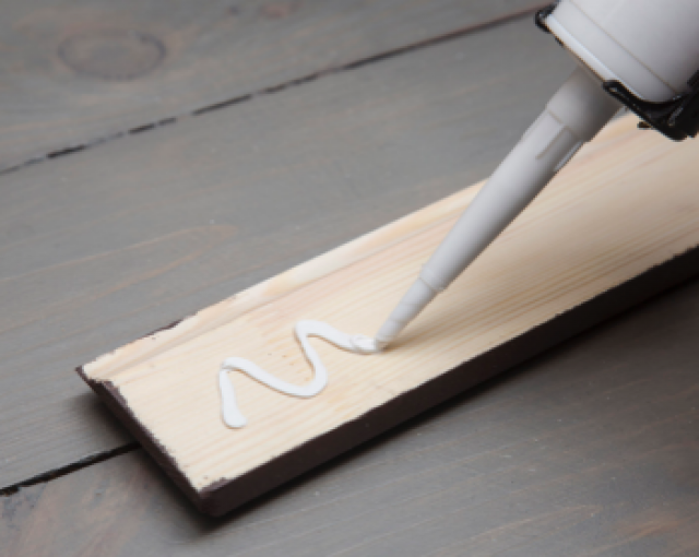 Монтажные клеи и герметики